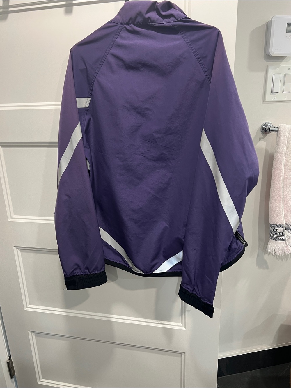 Running room Purple Reflective Riding Shell - Picture 2 of 5